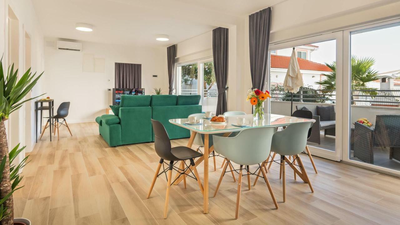Sun & Salt Apartments Bibinje Bagian luar foto